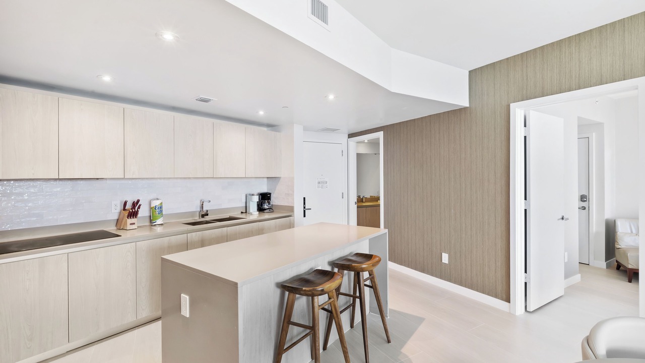 Photo of Kitchen in Hollywood South Central Beach