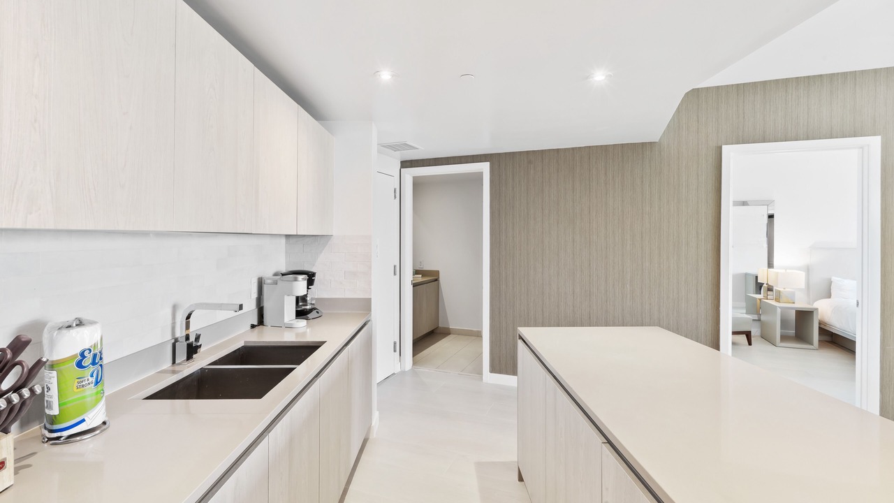 Photo of Kitchen in Hollywood South Central Beach