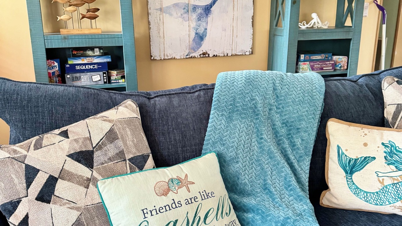 Photo of Livingroom in Weeki Wachee Gardens