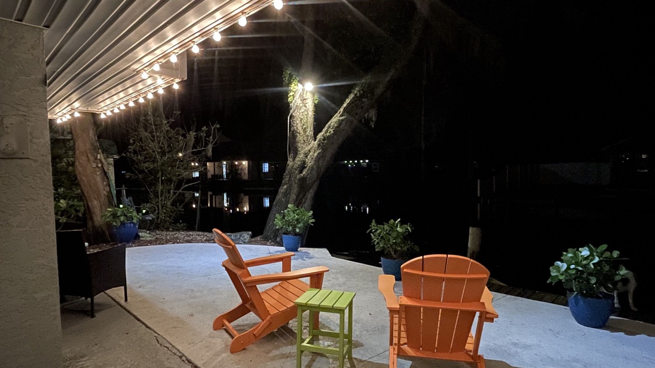 Photo of Patio Balcony in Weeki Wachee Gardens