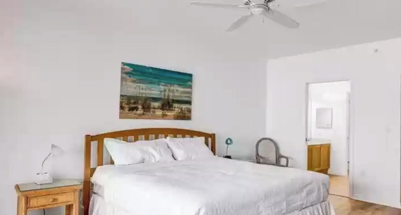 Photo of Bedroom in North Redington Beach