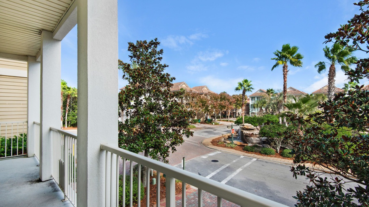 Photo of Patio Balcony in Villages of Crystal Beach