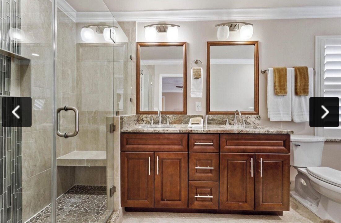 Photo of Bathroom in Greenview Shores