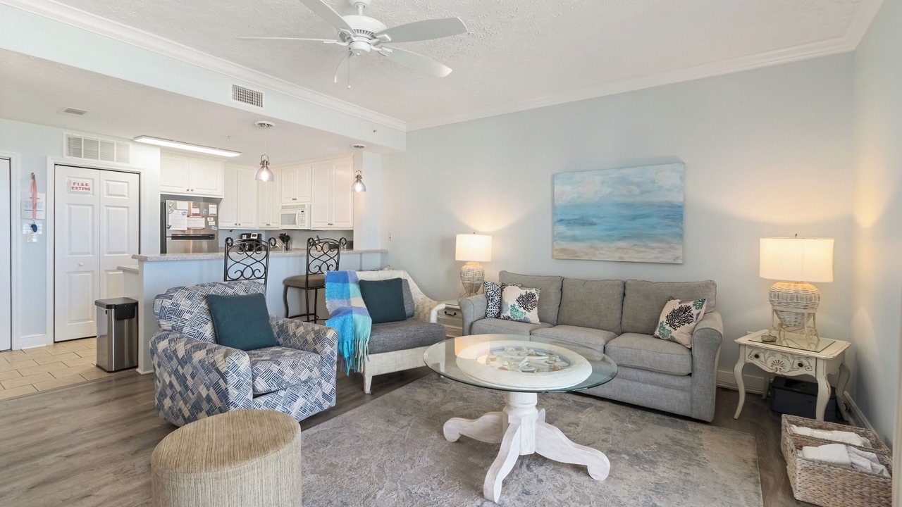 Photo of Livingroom in Mexico Beach