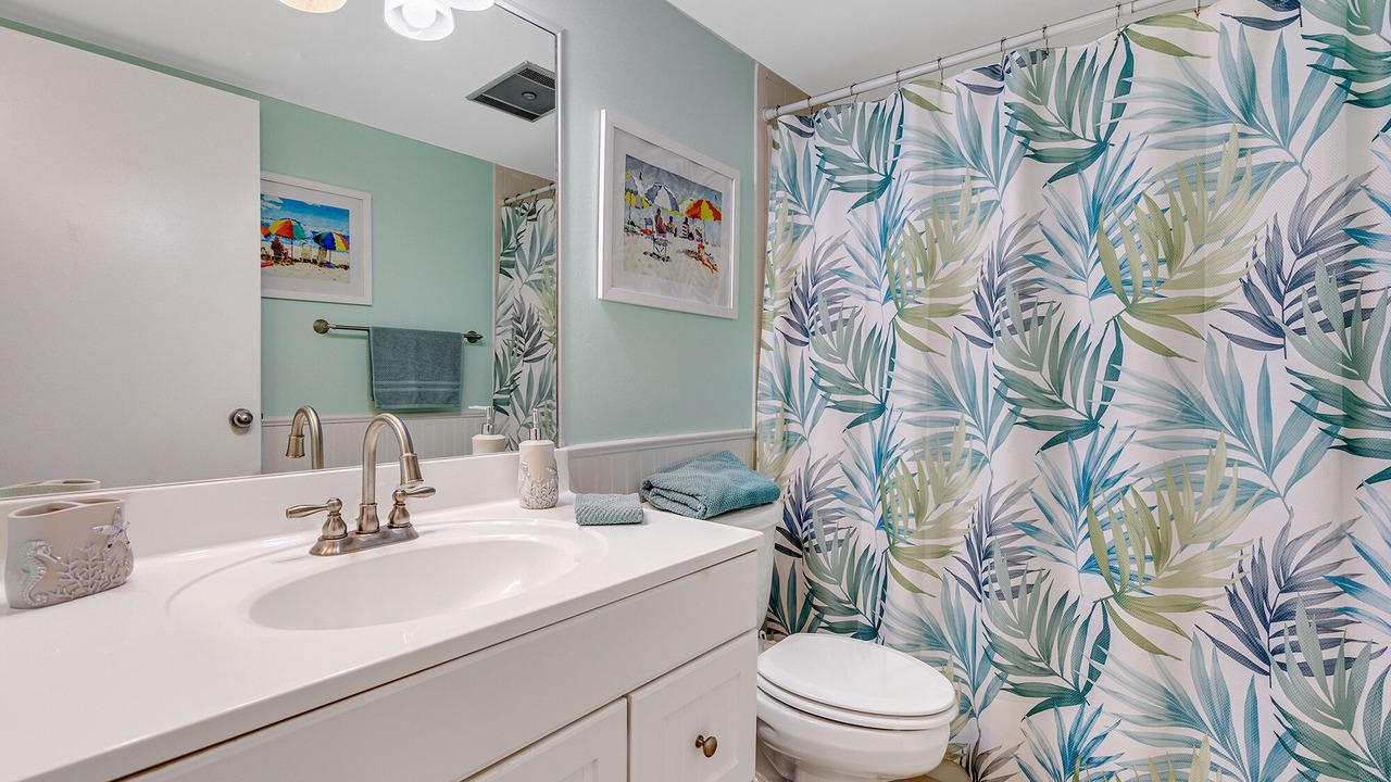 Photo of Bathroom in Juno Beach