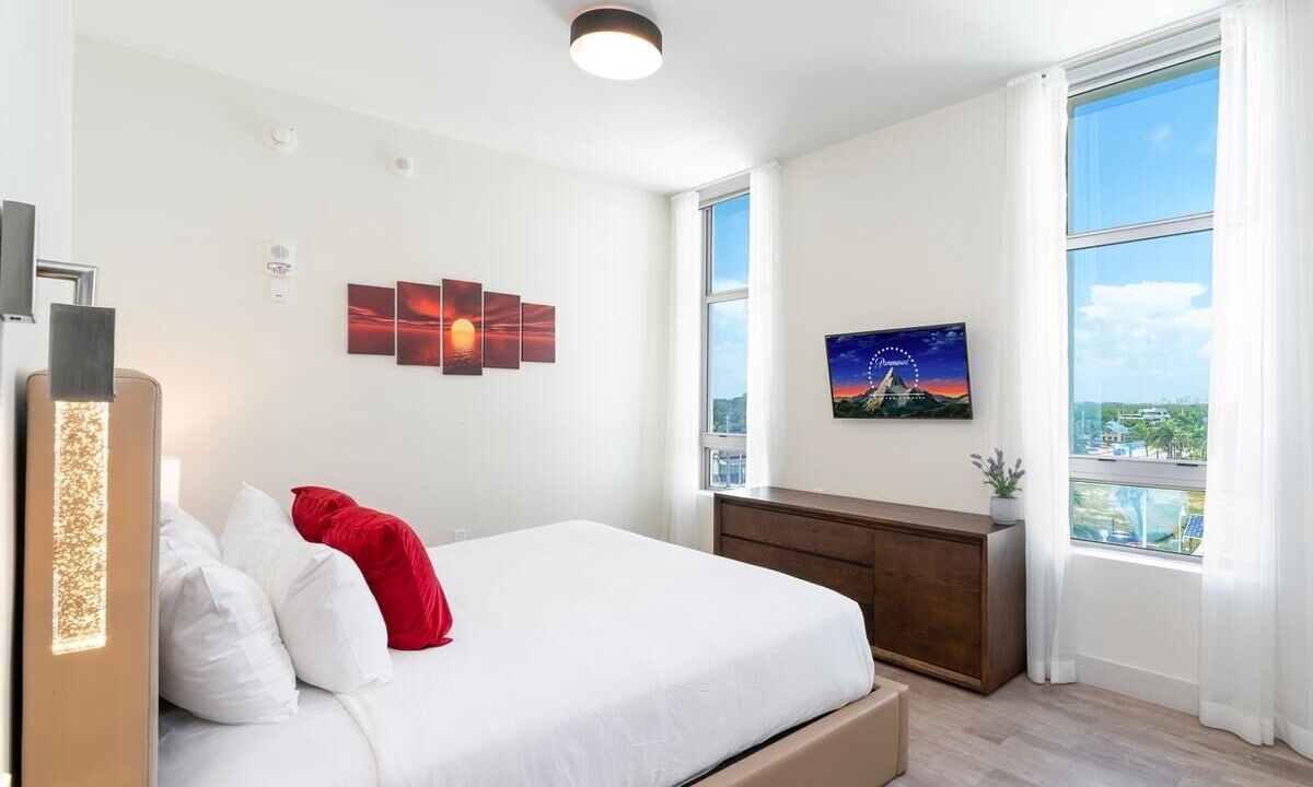 Photo of Bedroom in Hollywood