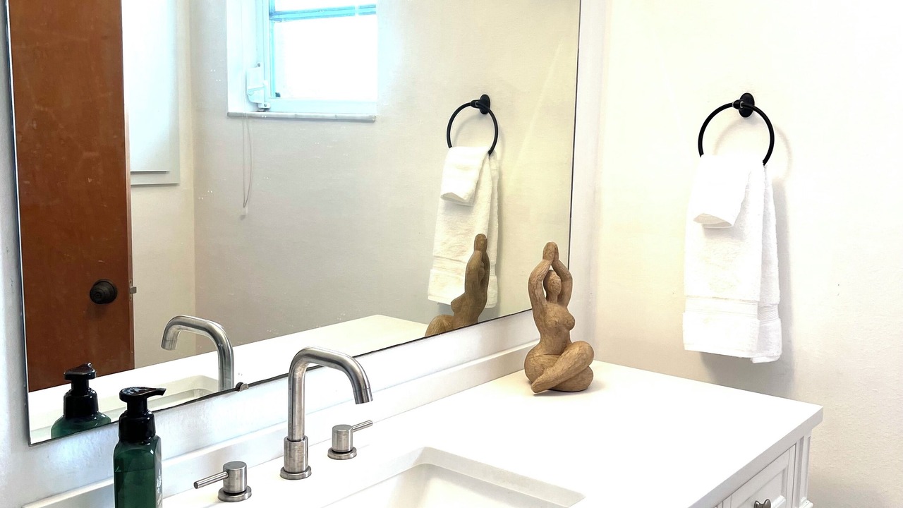 Photo of Bathroom in Bay Harbor Estates