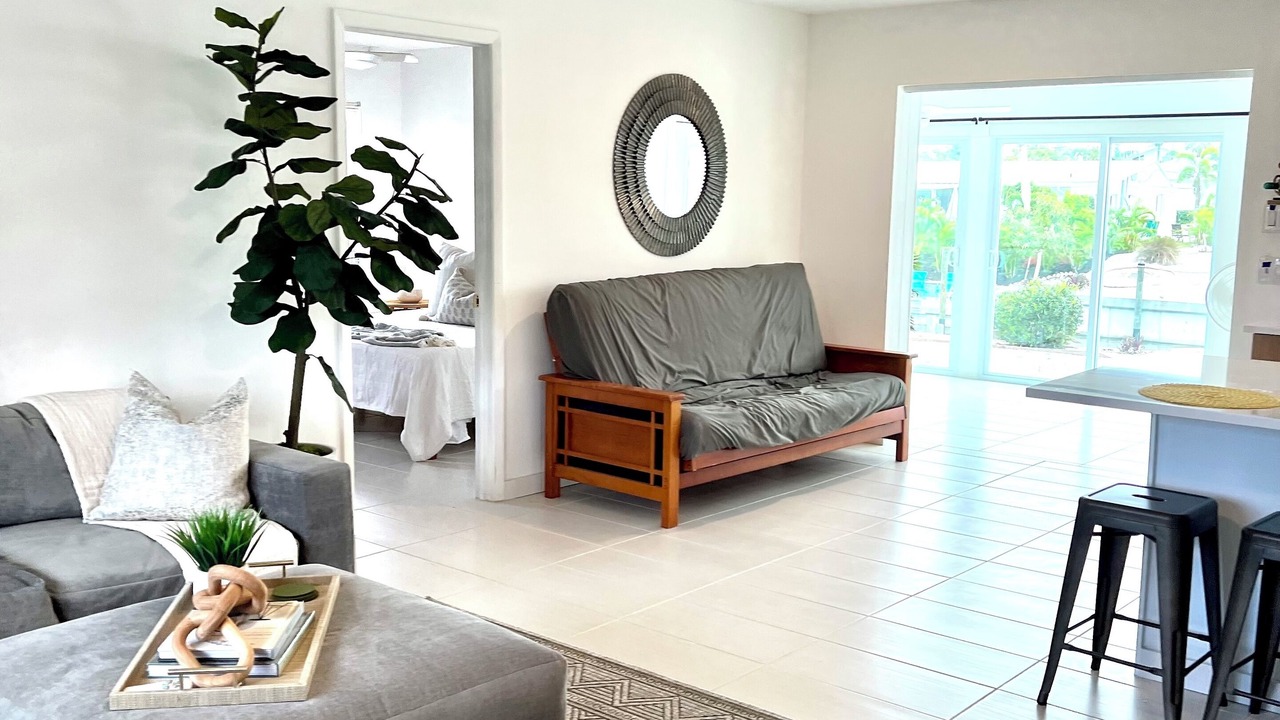 Photo of Livingroom in Bay Harbor Estates
