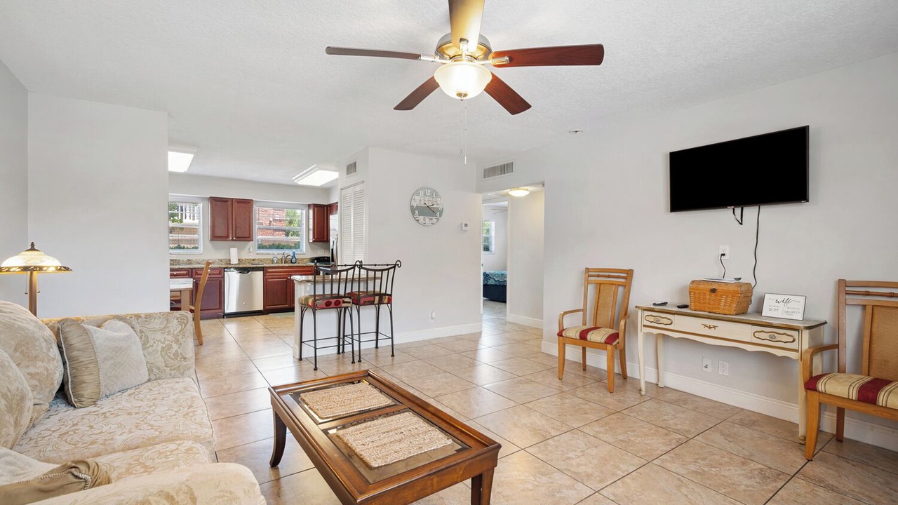 Photo of Livingroom in Florida North Atlantic Coast