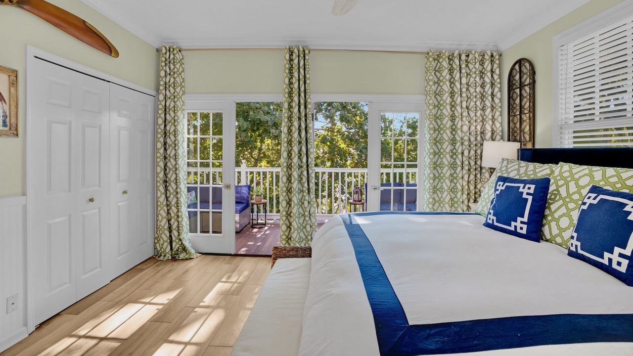 Photo of Patio Balcony in Bahama Village