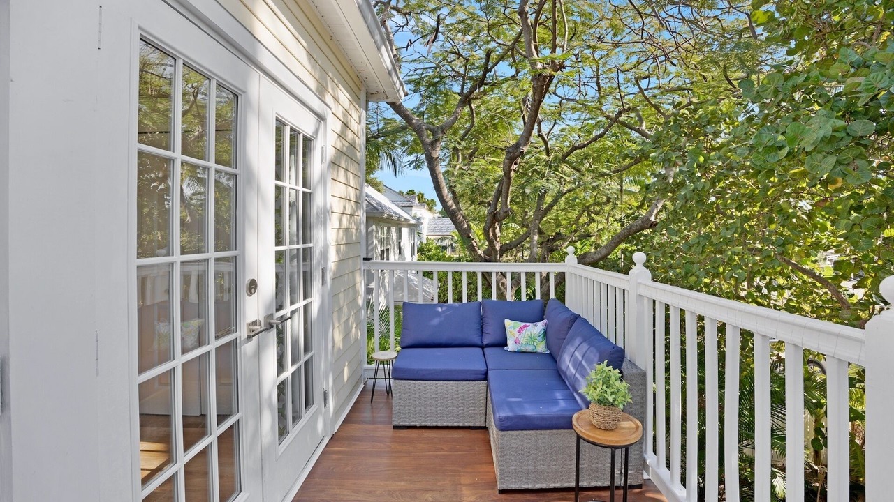 Photo of Patio Balcony in Bahama Village