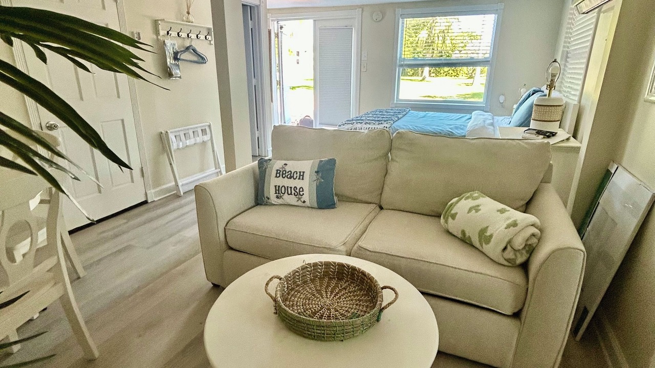 Photo of Livingroom in Summerland Key