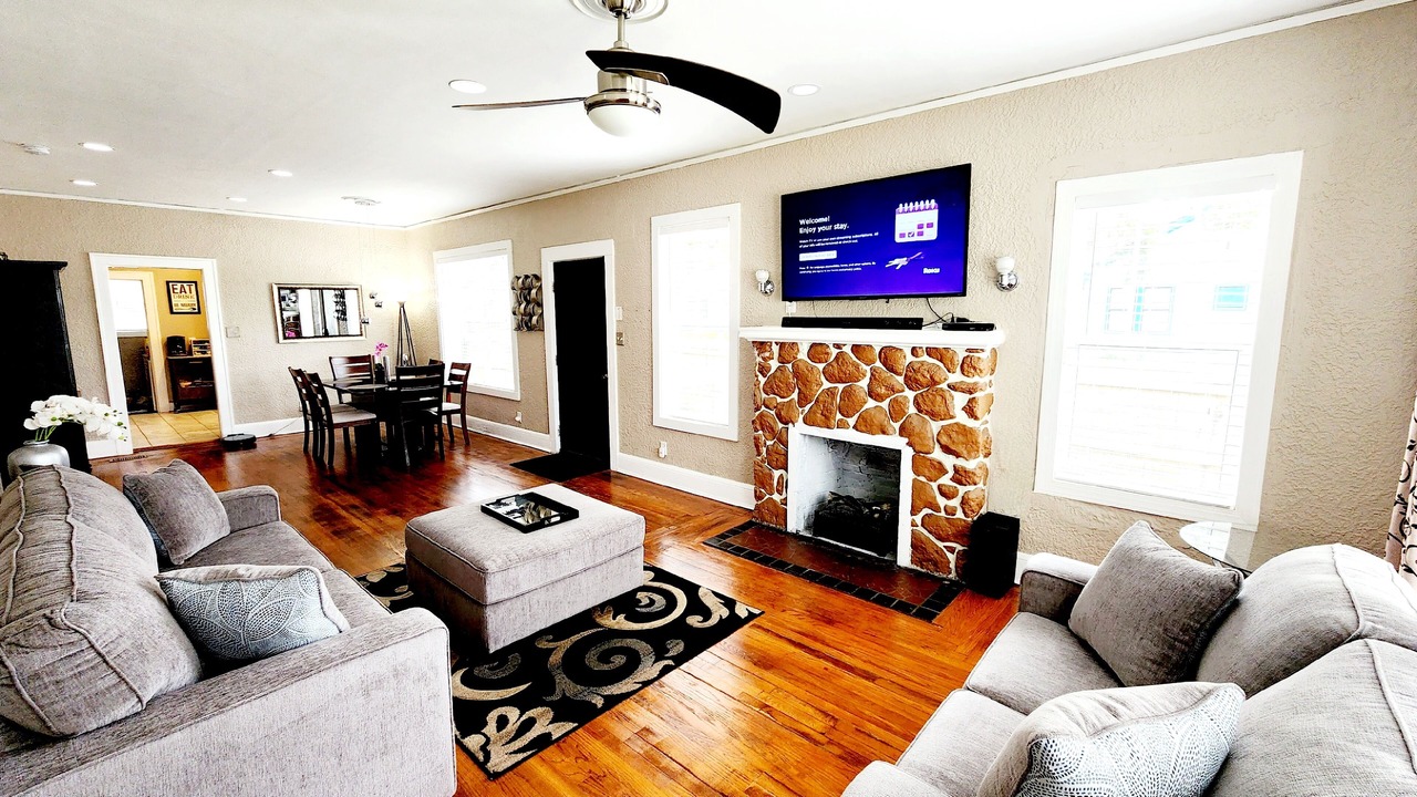 Photo of Livingroom in Higbees Daytona