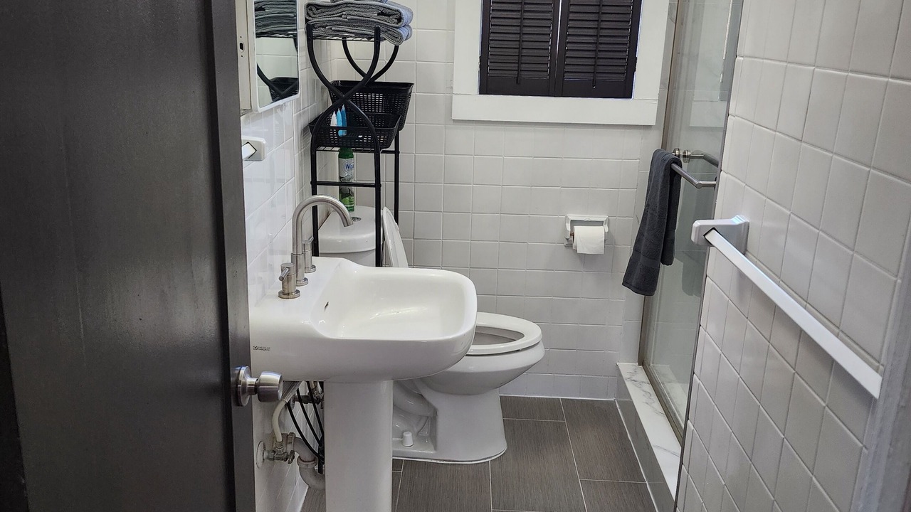 Photo of Bathroom in Higbees Daytona