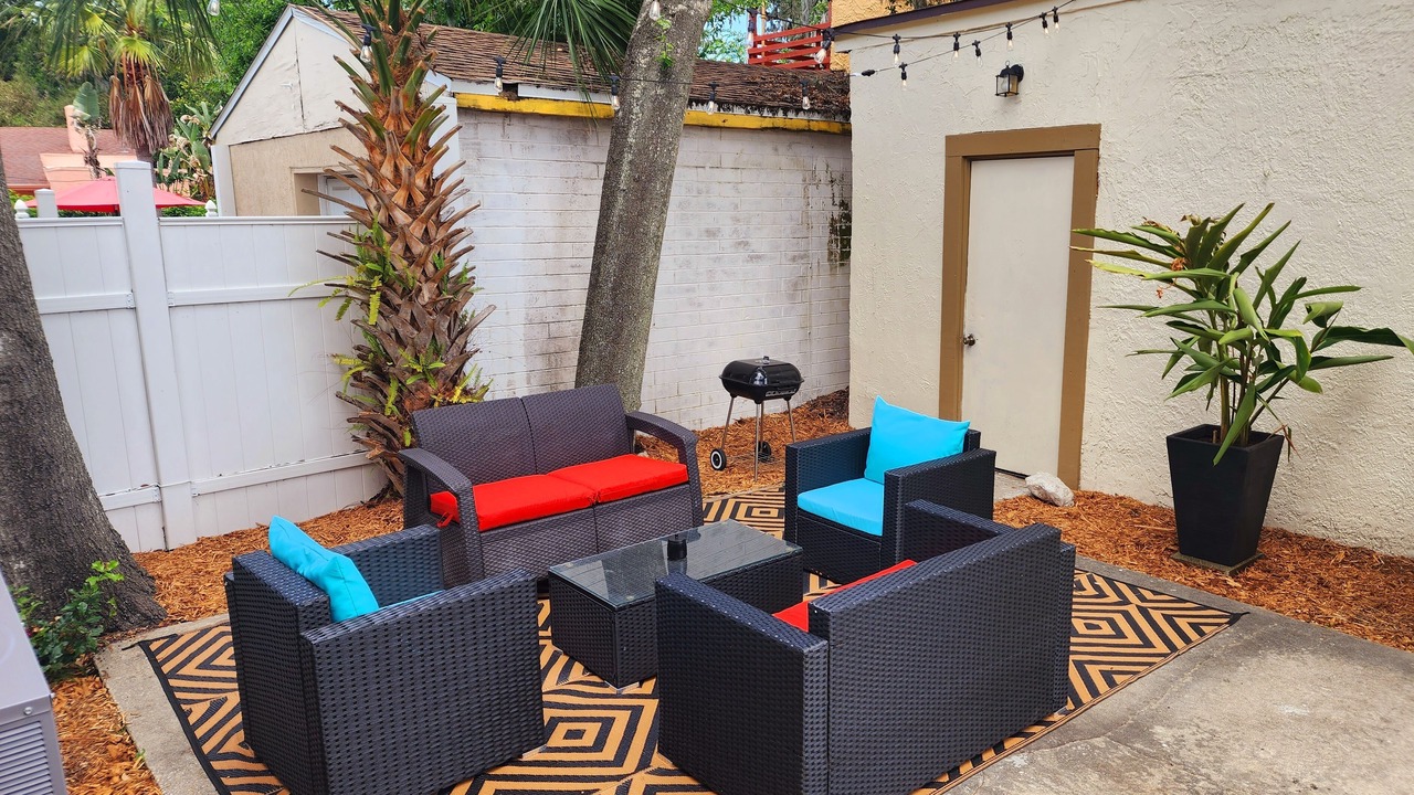 Photo of Patio Balcony in Higbees Daytona
