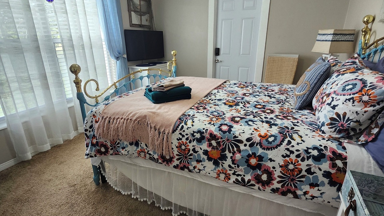Photo of Bedroom in United Central
