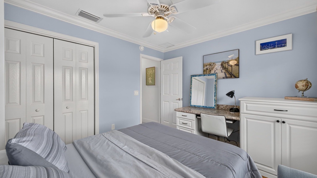 Photo of Bedroom in Hadley