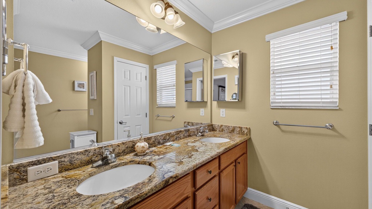 Photo of Bathroom in Hadley