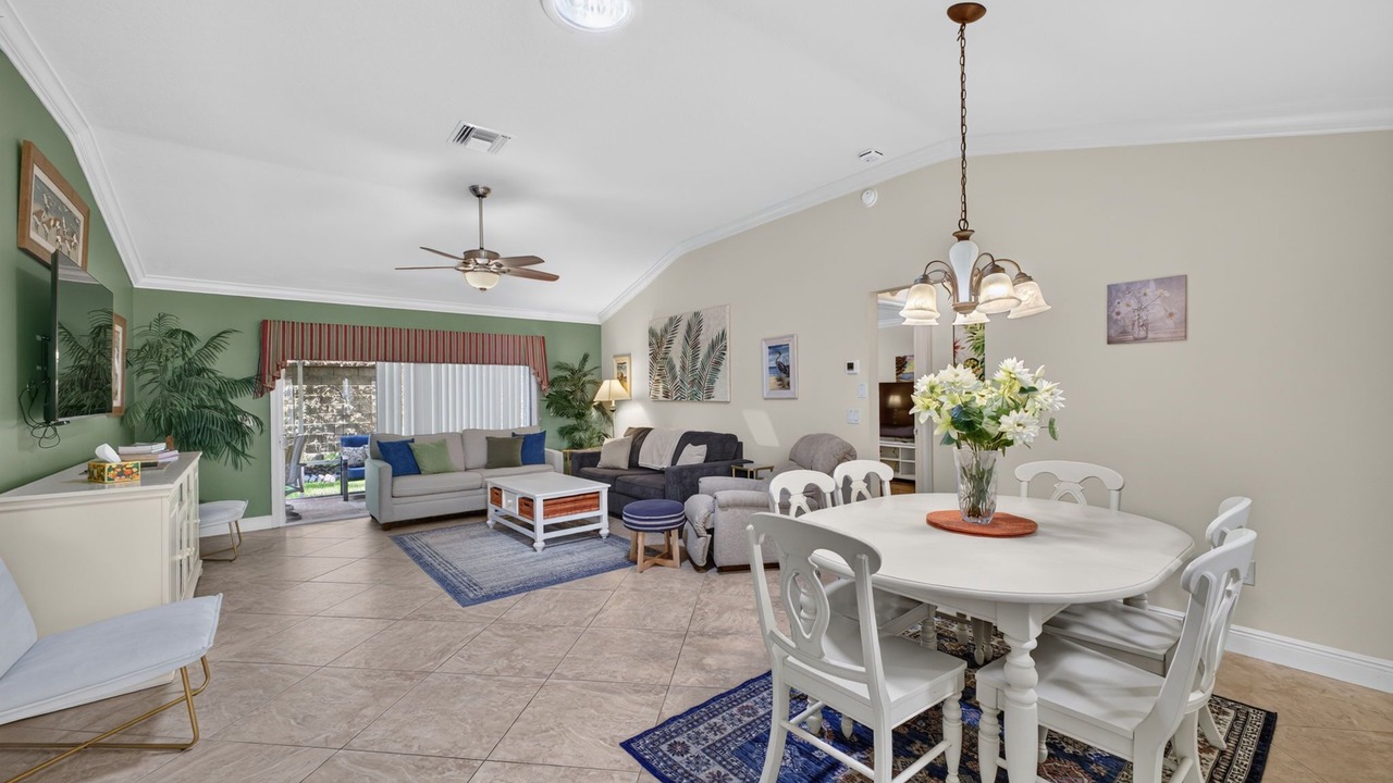 Photo of Livingroom in Hadley