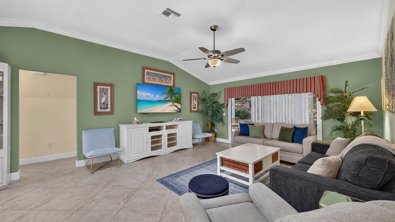 Photo of Livingroom in Hadley
