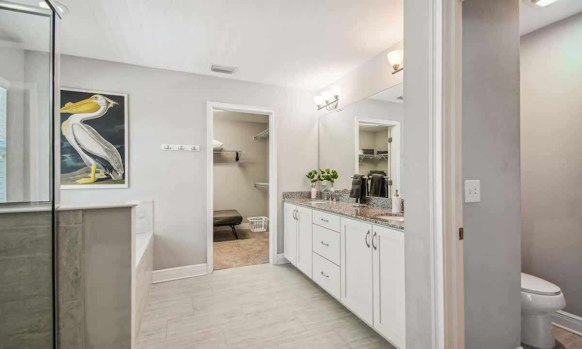 Photo of Bathroom in North Hyde Park