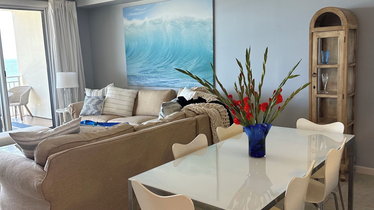 Photo of Livingroom in Jacksonville Beach