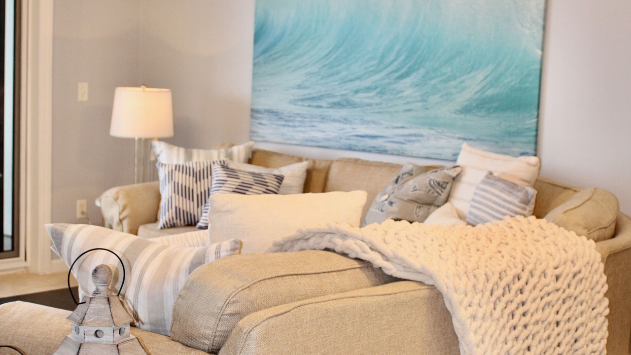 Photo of Livingroom in Jacksonville Beach