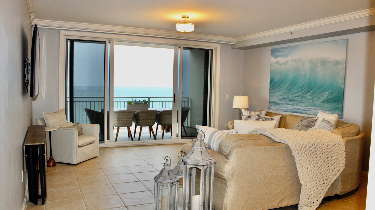 Photo of Livingroom in Jacksonville Beach