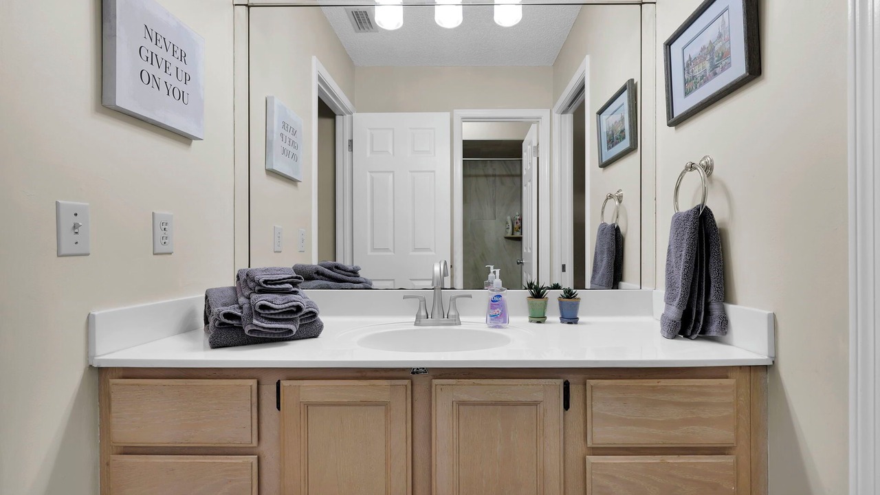 Photo of Bathroom in Mandarin