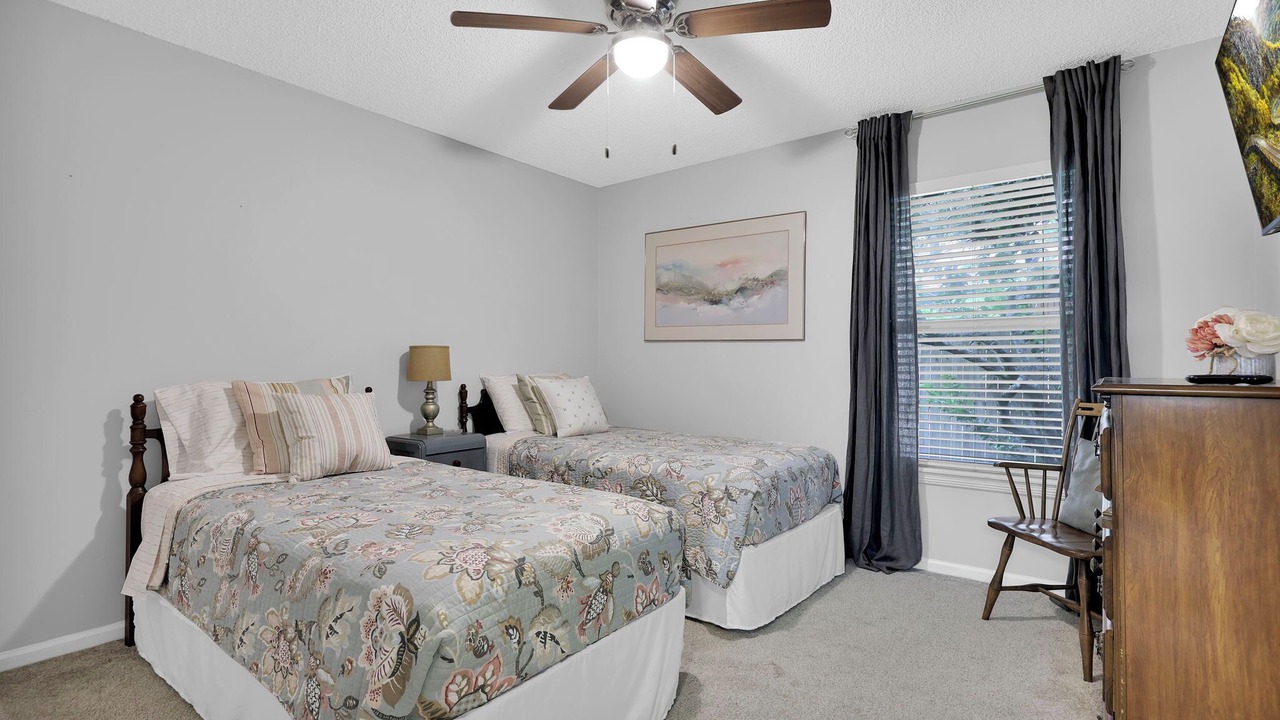 Photo of Bedroom in Mandarin