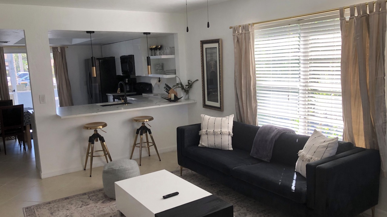 Photo of Livingroom in East Naples