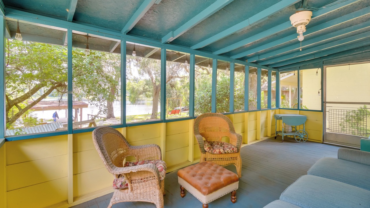 Photo of Livingroom in Hawthorne
