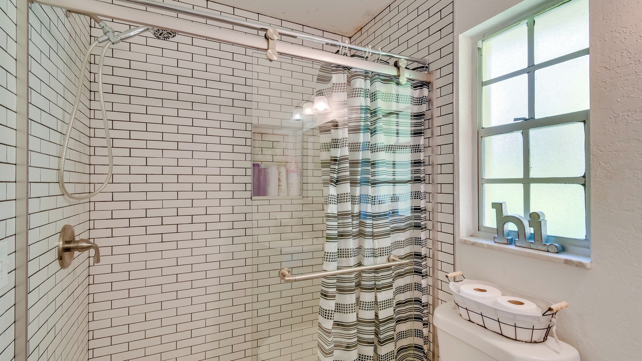 Photo of Bathroom in Hawthorne