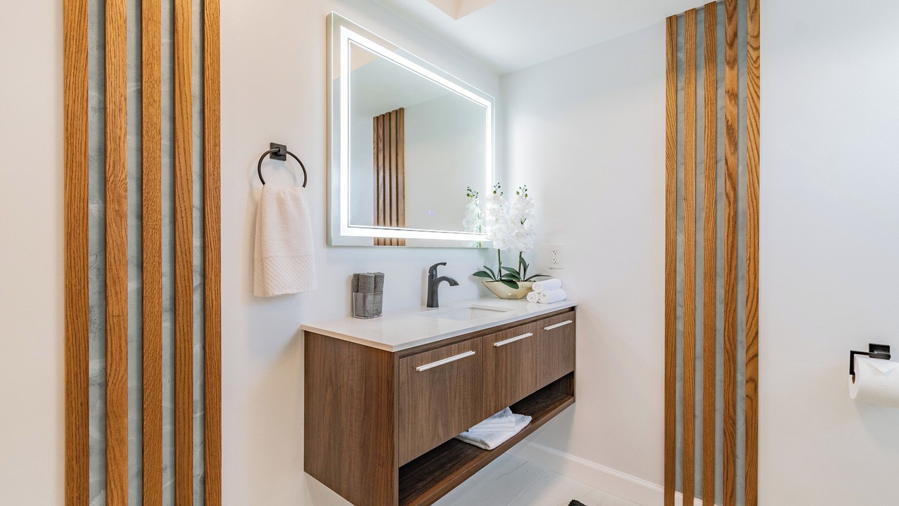 Photo of Bathroom in Bay Crest Park