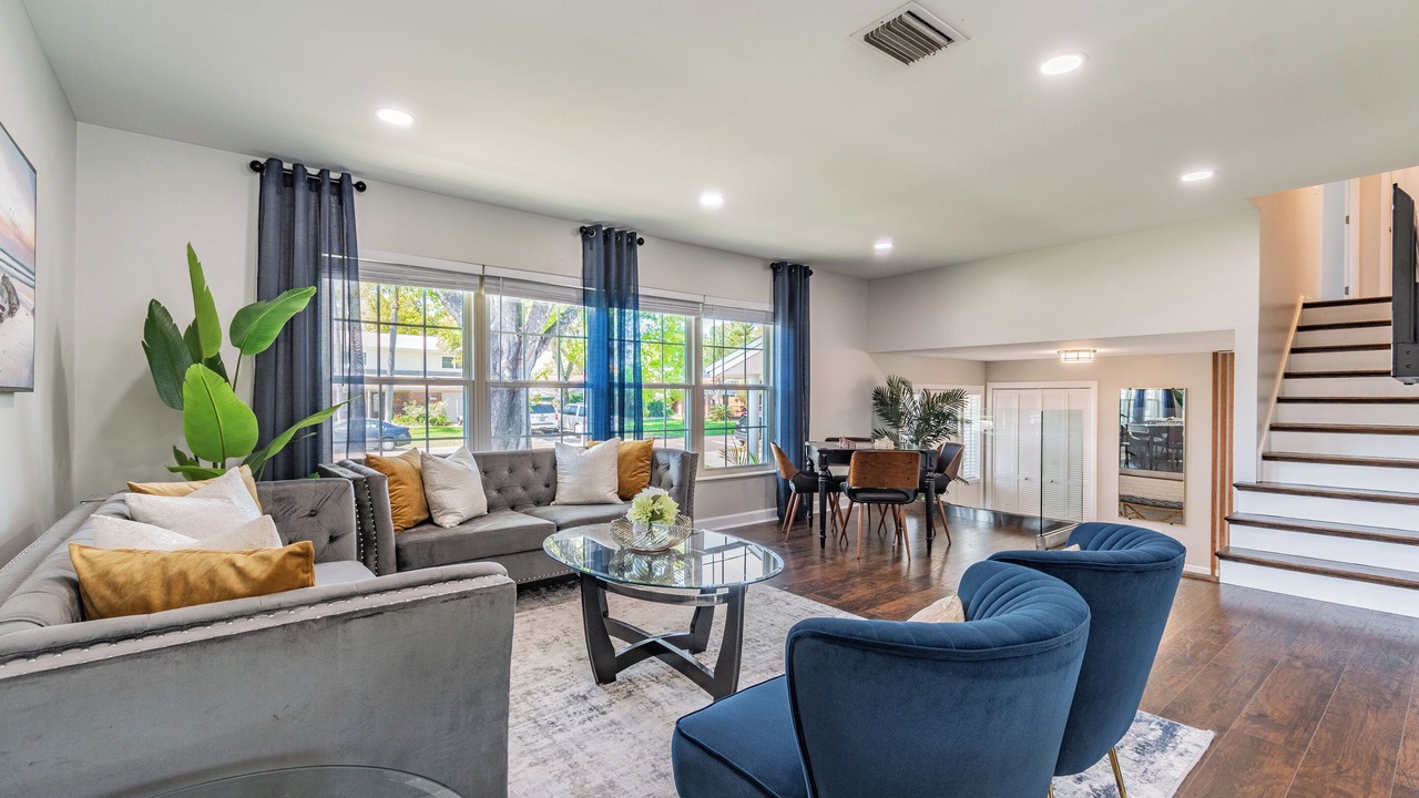 Photo of Livingroom in Bay Crest Park