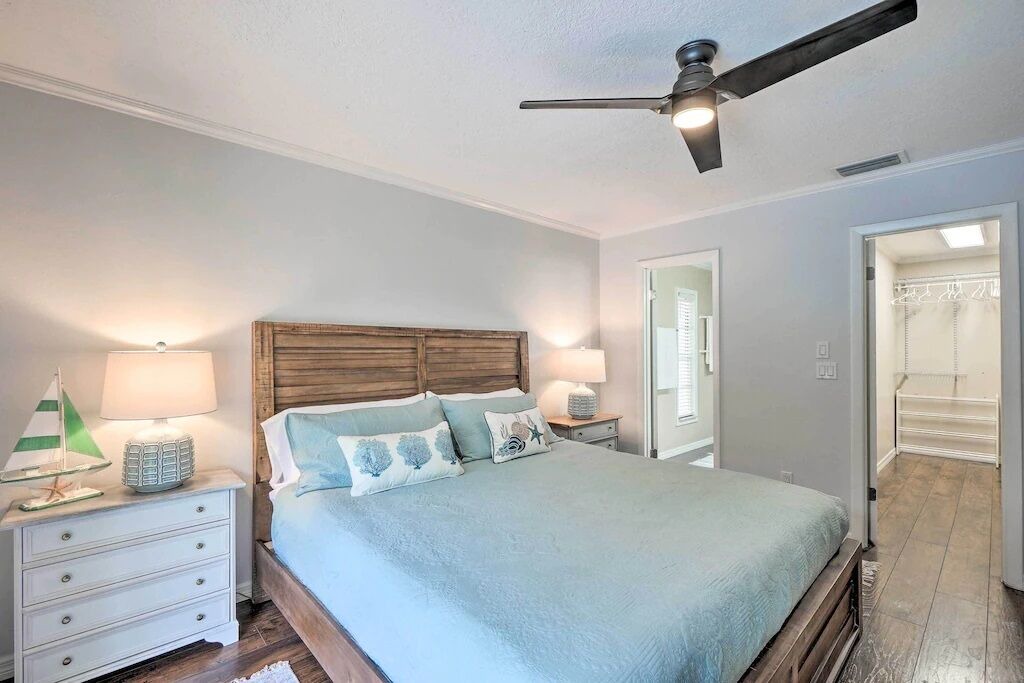 Photo of Bathroom in Tarpon Springs