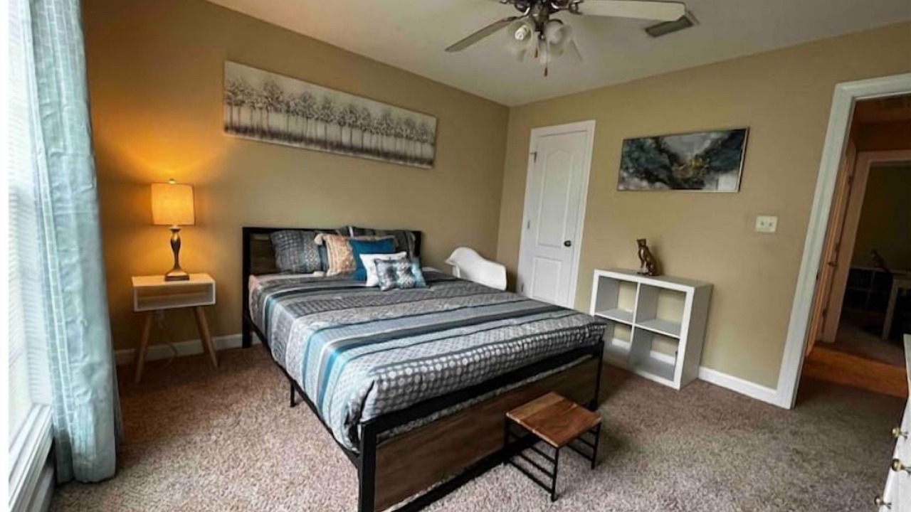 Photo of Bedroom in Valdosta