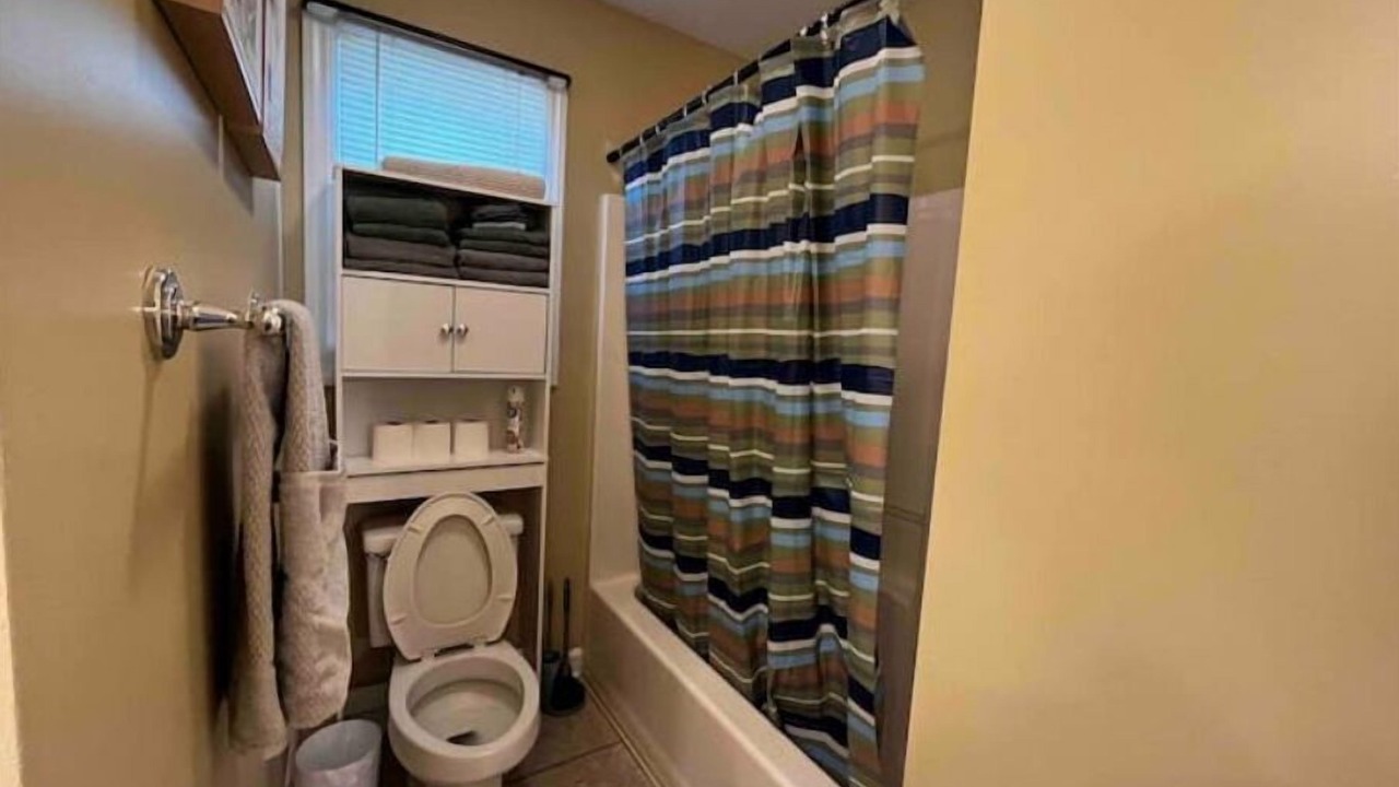 Photo of Bathroom in Valdosta