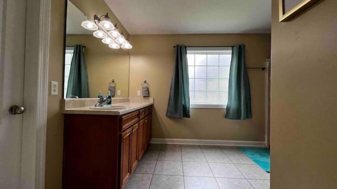 Photo of Bathroom in Valdosta