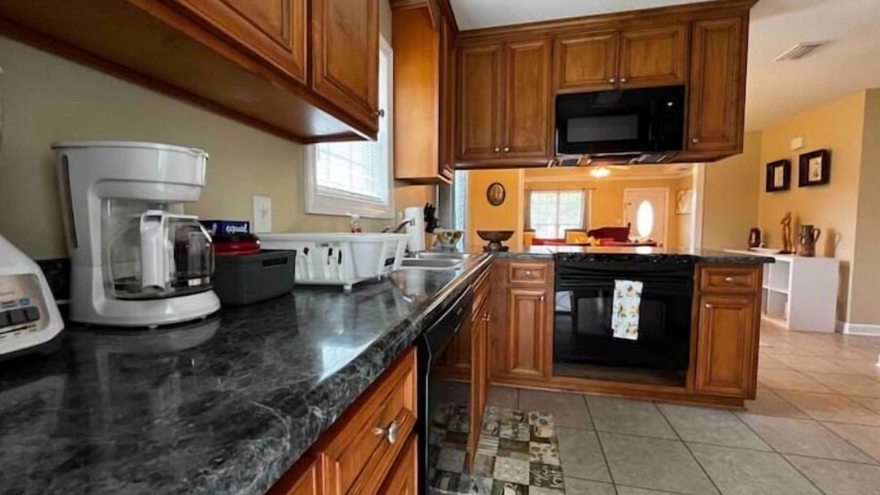 Photo of Kitchen in Valdosta