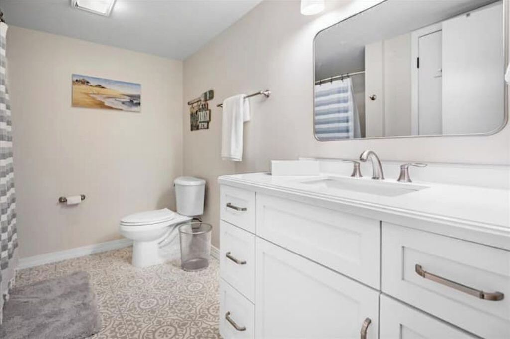 Photo of Bathroom in Butler Beach