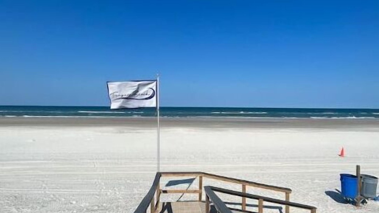 Photo of Others in Butler Beach