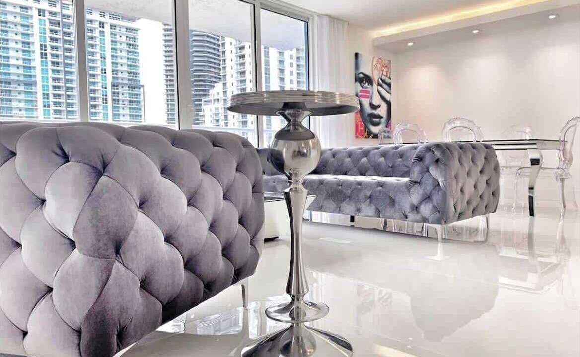 Photo of Others in Brickell