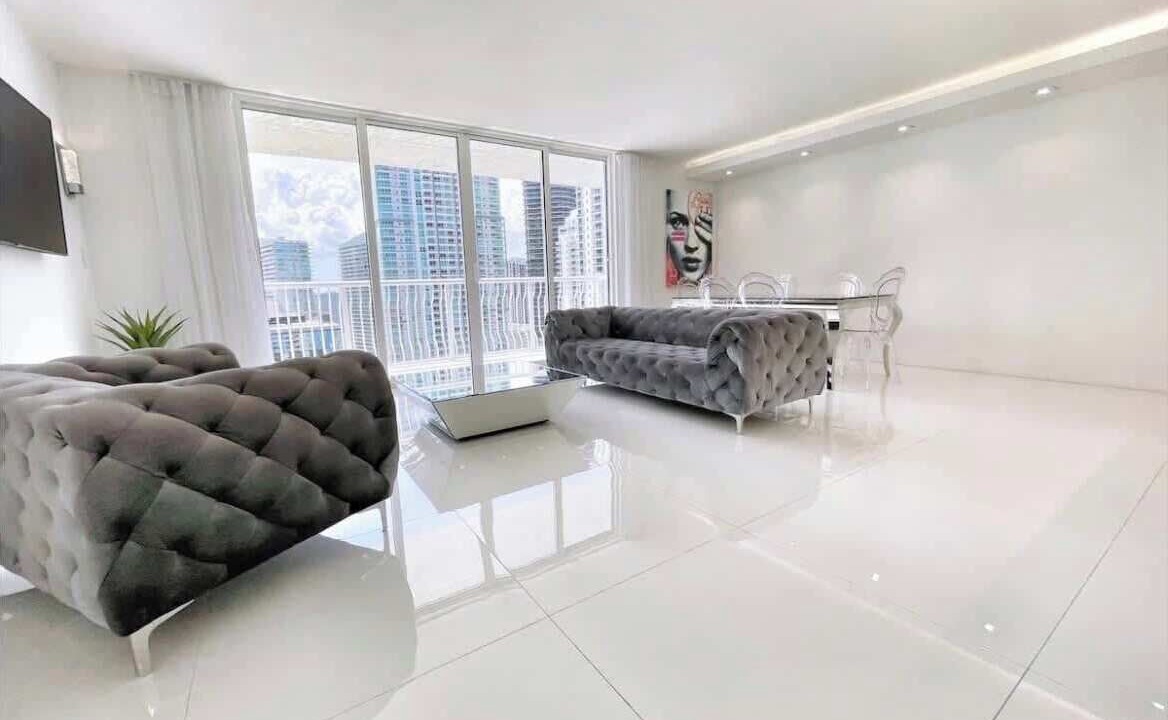 Photo of Others in Brickell