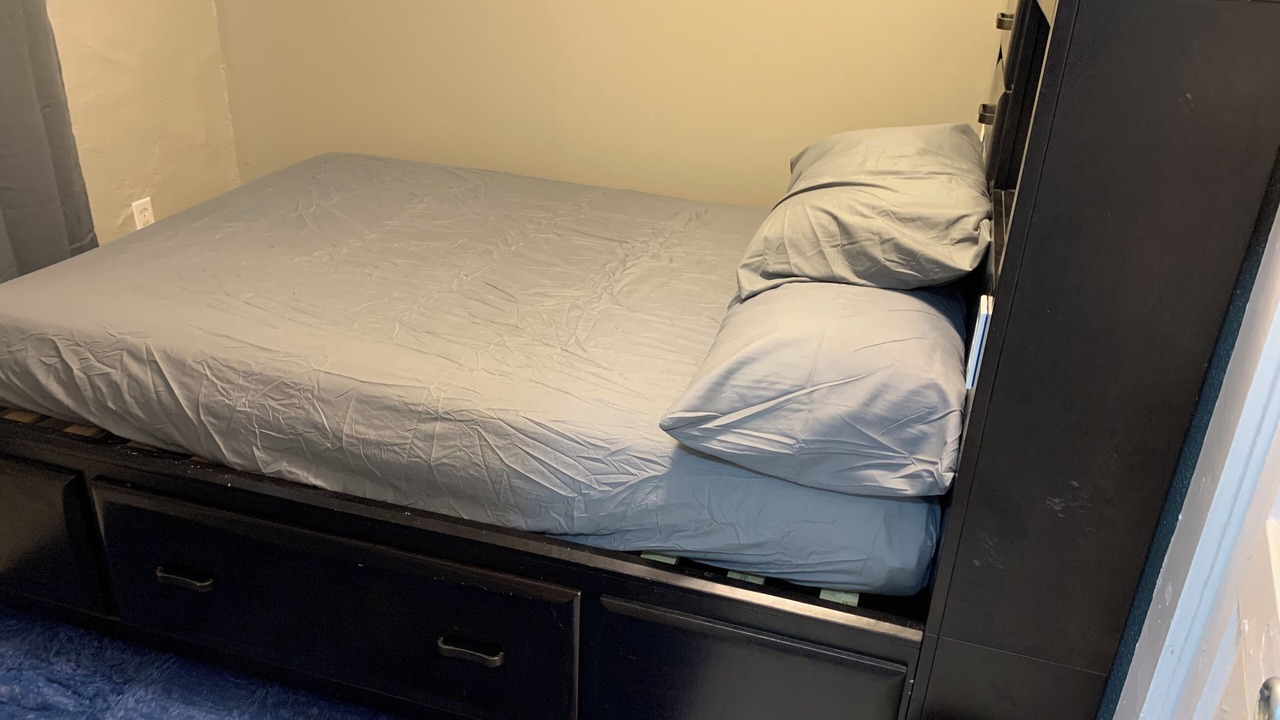 Photo of Bedroom in Bethune Grant