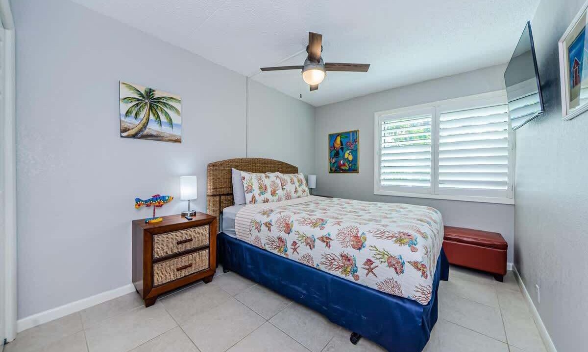 Photo of Bedroom in Belleair Beach