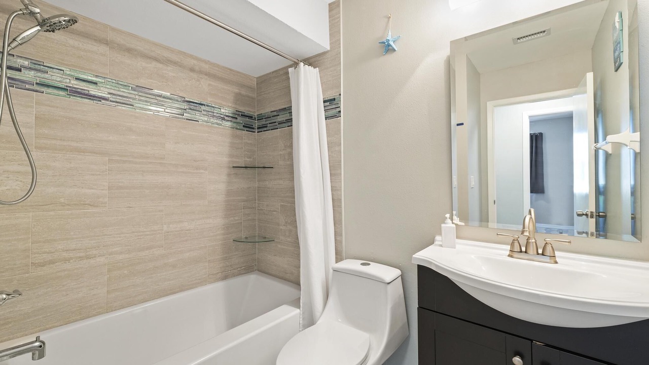 Photo of Bathroom in On Top of The World