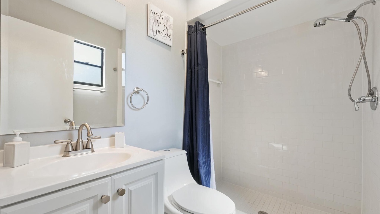 Photo of Bathroom in On Top of The World