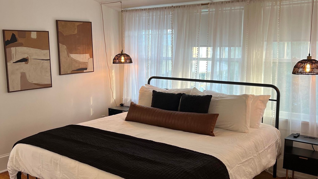Photo of Bedroom in Downtown Historic District