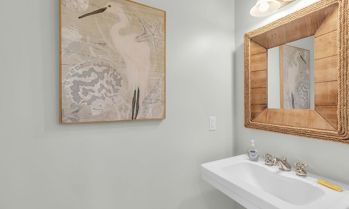 Photo of Bathroom in Coral Lagoon